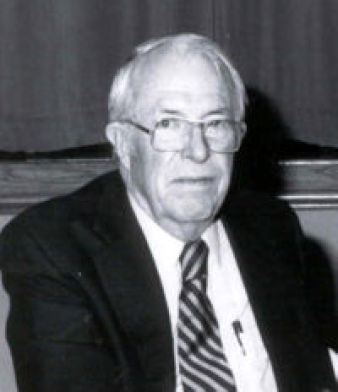 John Stewart Williamson (29 aprilie, 1908–10 noiembrie 2006)